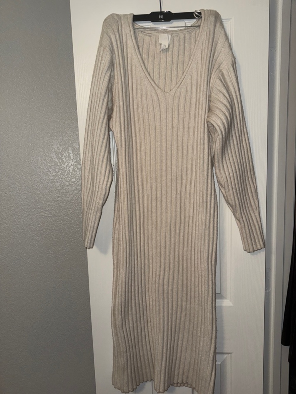 H&M Cream Ribbed V-Neck Maxi Sweater Dress